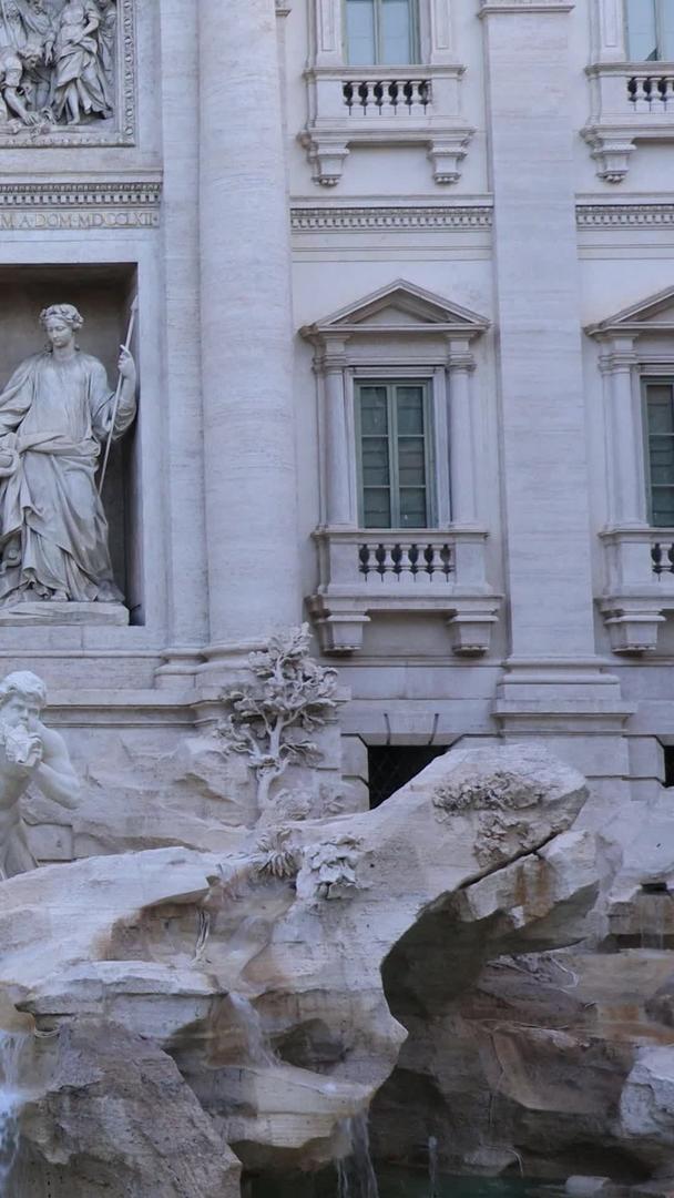 罗马著名景点许愿池特雷维喷泉实拍视频集合视频的预览图
