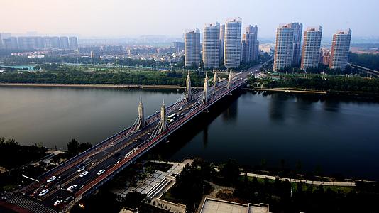 北京通州玉带河桥车流延时视频的预览图