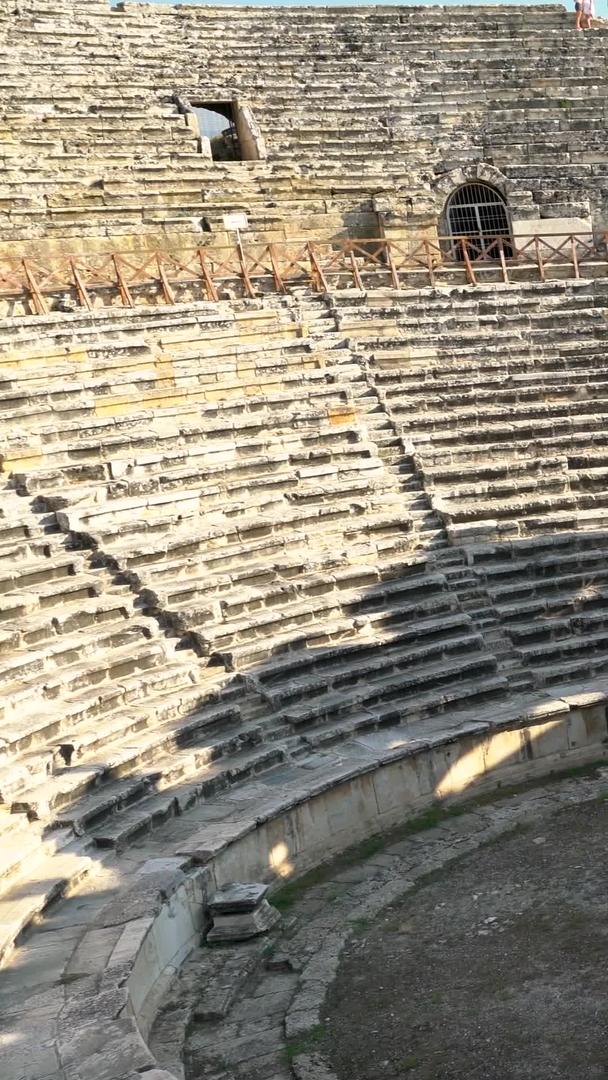 合集实拍棉花堡古希腊剧院遗址视频的预览图