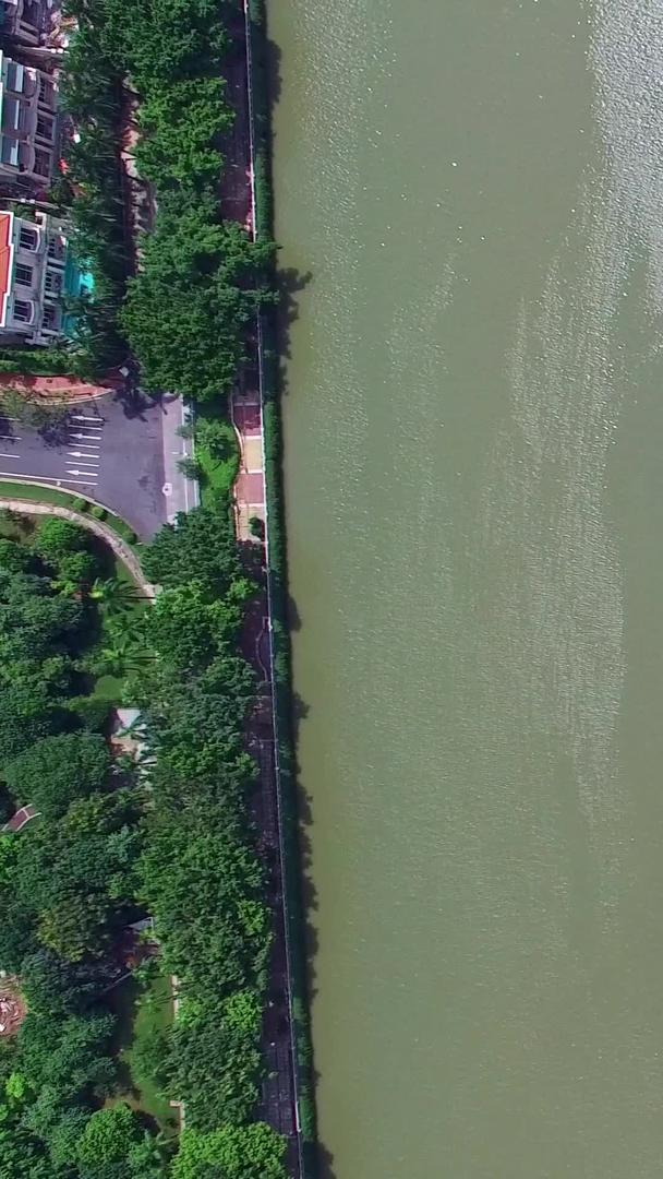 垂直航拍广州城市视频的预览图