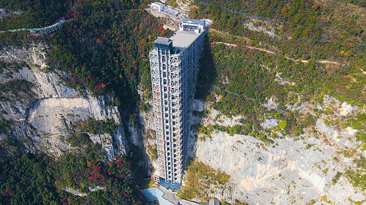 5A景区巫山神女天梯世界第一高电梯视频的预览图