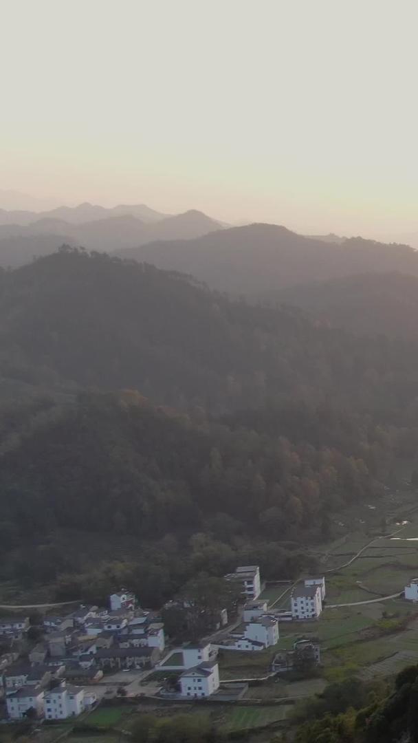 航拍安徽淞县群山日落自然风光视频视频的预览图