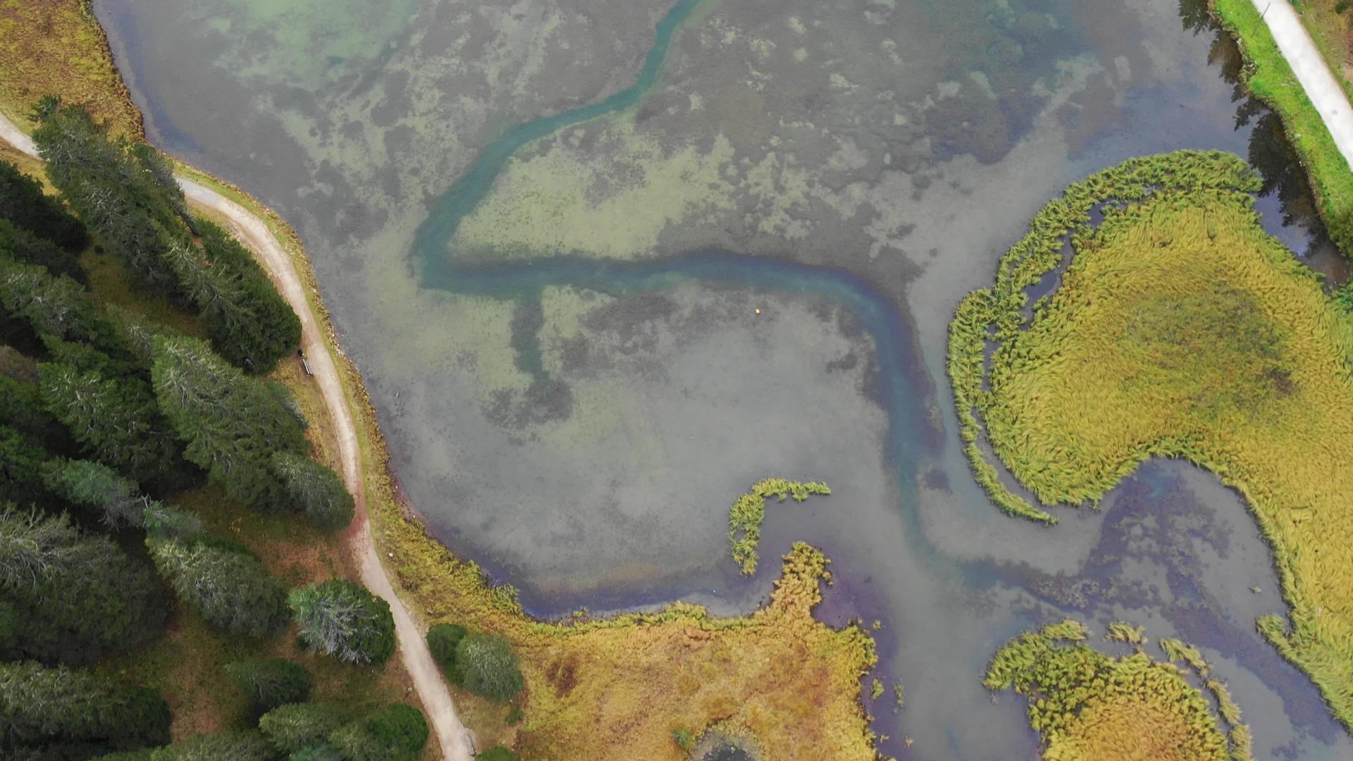 意大利米苏里纳湖令人惊叹的景观视频的预览图