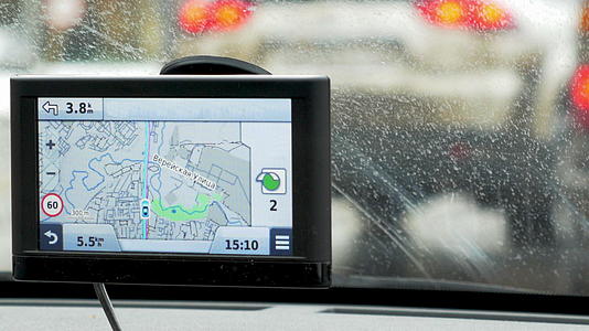 GPS设备上路径的驱动程序视频的预览图