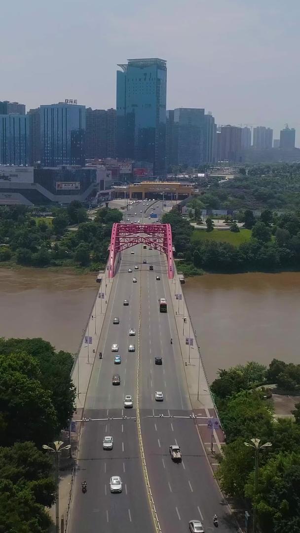 沱江大桥航拍视频的预览图