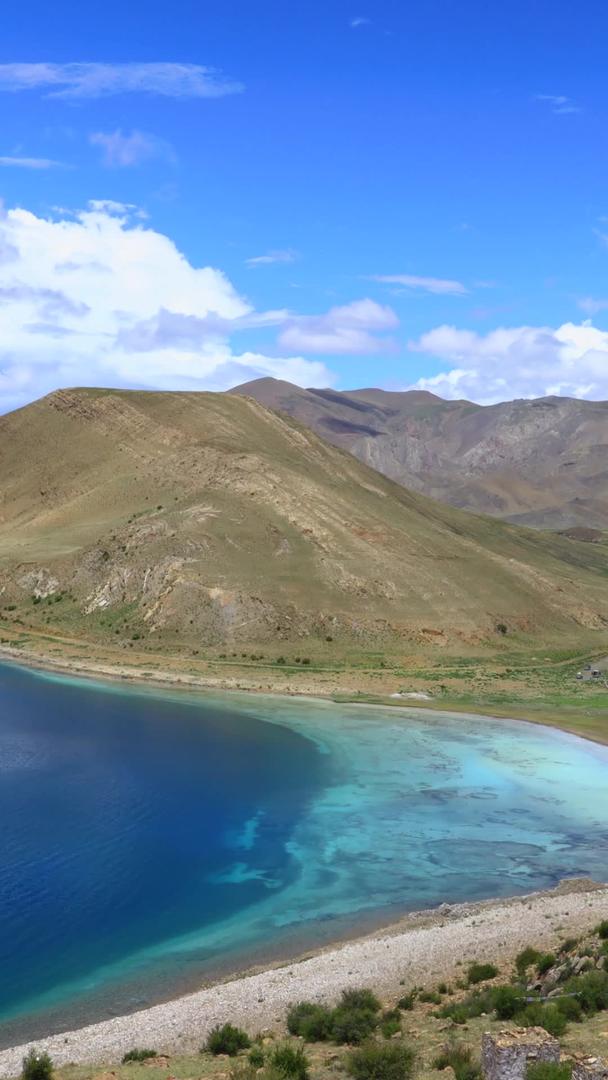 西藏羊卓雍措湖延时视频视频的预览图