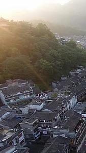 航拍凤凰沱江全景视频的预览图