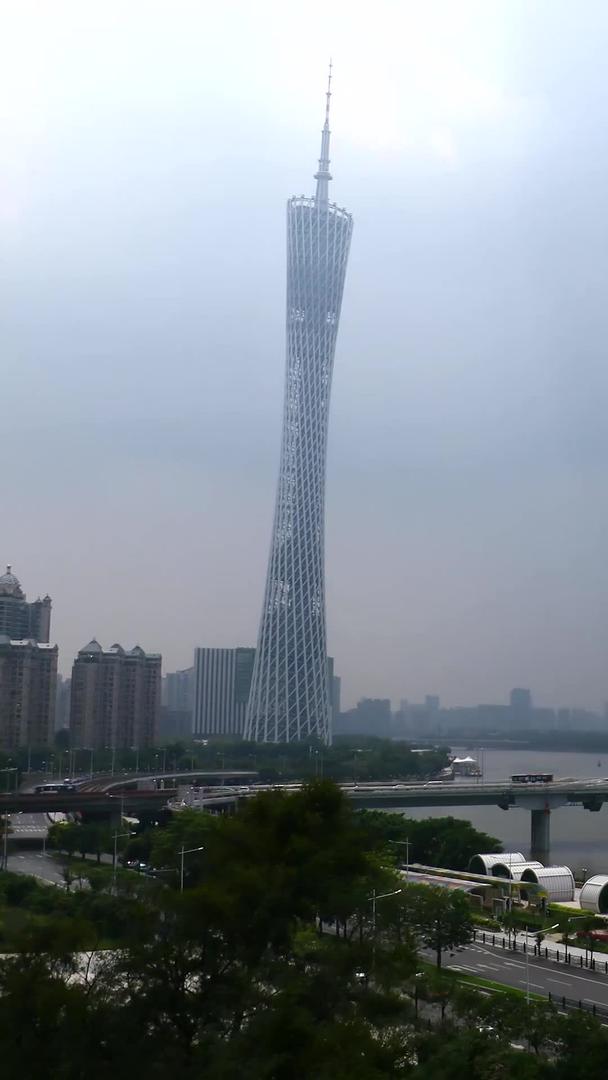 广州猎德大桥乌云移动经典延时视频的预览图