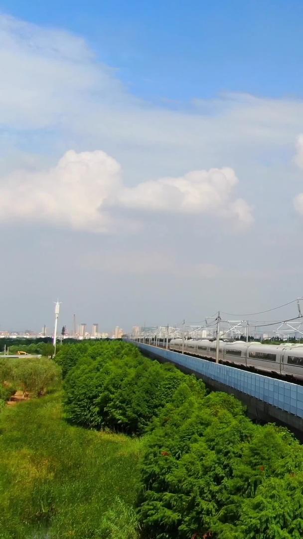 航拍京沪高铁视频的预览图