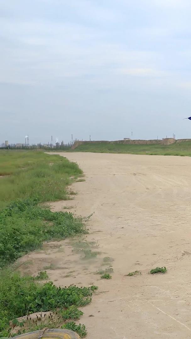 滑翔机航拍视频的预览图
