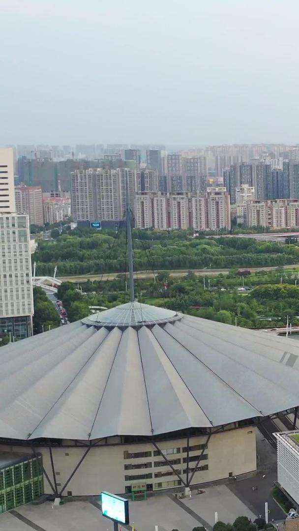 河南郑州城市风光视频的预览图