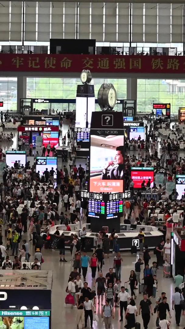 上海虹桥高铁站实拍视频的预览图