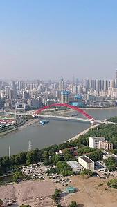 武汉南岸嘴长江汉江两江交汇高清视频视频的预览图