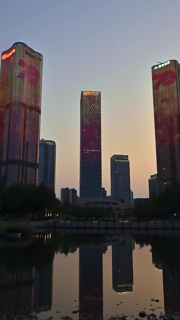 北京望京公园的70周年纪念日视频的预览图