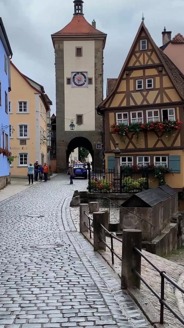 德国著名古堡小镇罗腾堡实拍视频视频的预览图