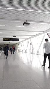 机场出发通道高清延时视频视频的预览图