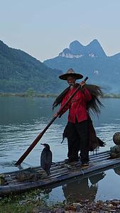 桂林漓江捕鱼翁实拍视频的预览图