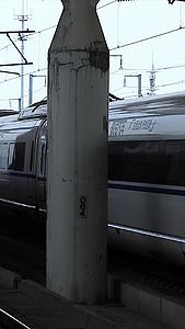 高铁行驶进站视频的预览图