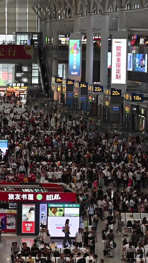 上海虹桥高铁站实拍视频的预览图