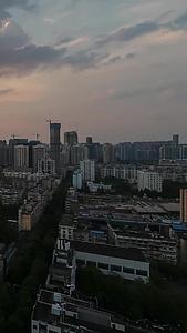 武汉CBD日落延时视频视频的预览图