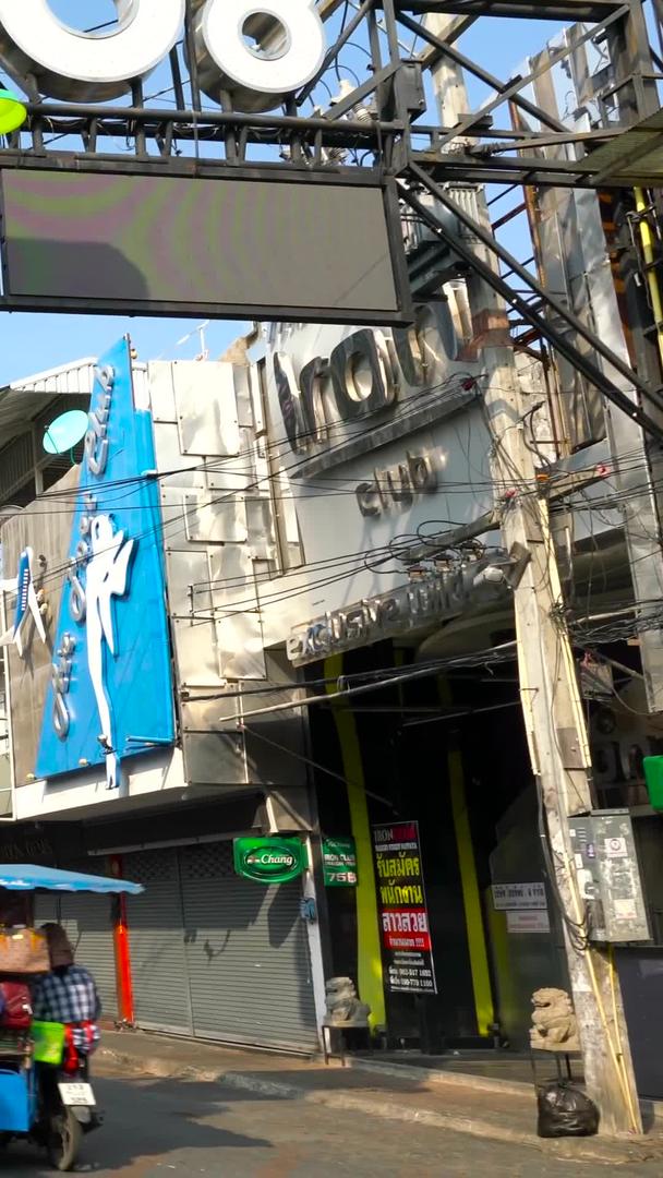 泰国芭堤雅酒吧一条街清晨实拍合集视频的预览图