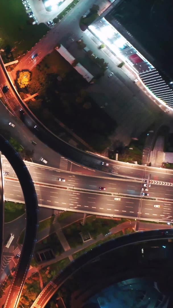 航拍城市夜景风光素材彩色立交桥视频的预览图