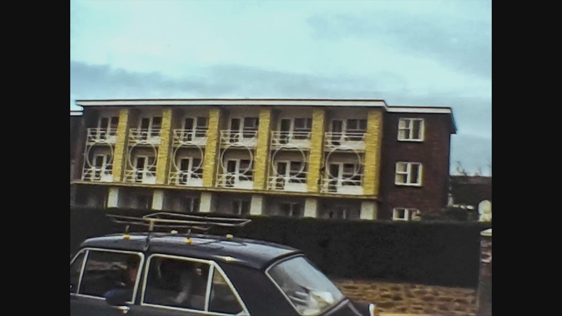 1967年统一王国60年代英式公寓视频的预览图