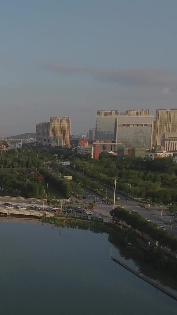 湖桥广东省顺德顺峰公园航拍视频的预览图
