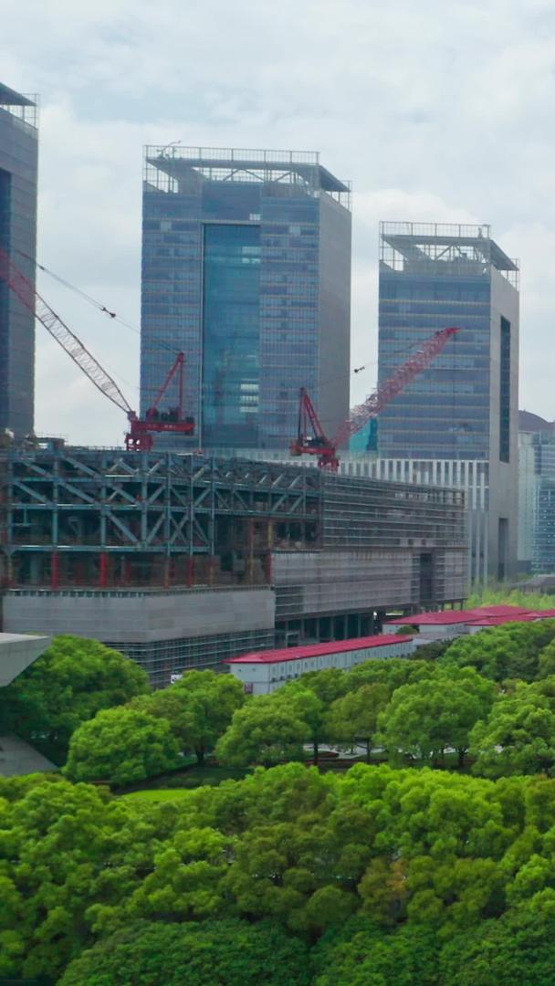 上海浦东世纪广场视频的预览图