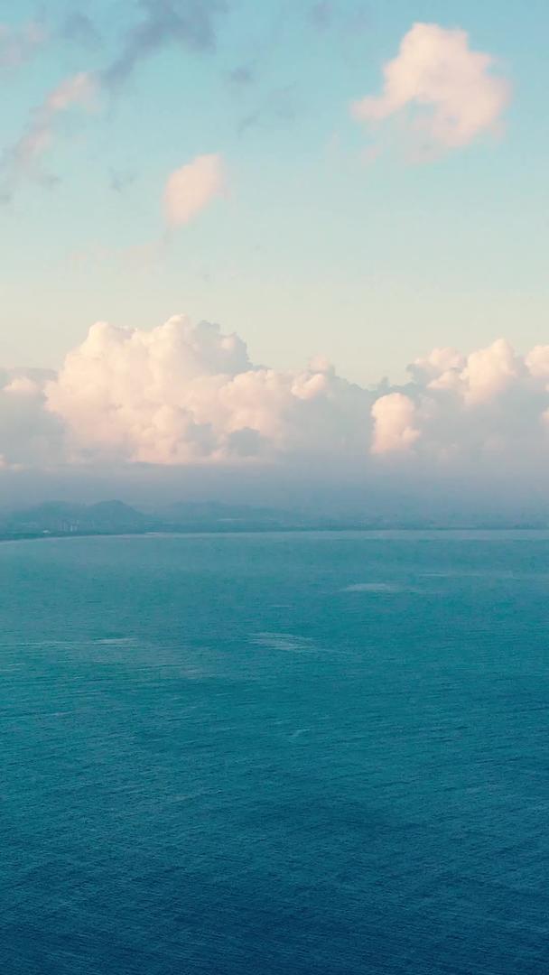 三亚海棠湾高清航拍海景风景视频的预览图
