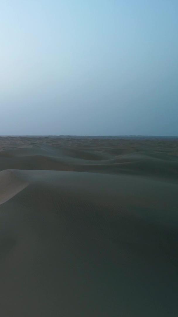清洁沙漠航拍视频的预览图