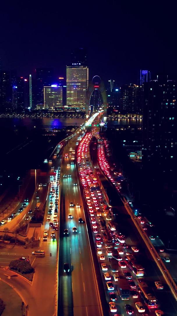 广州猎德大道城市交通城市夜景航拍车流动视频的预览图