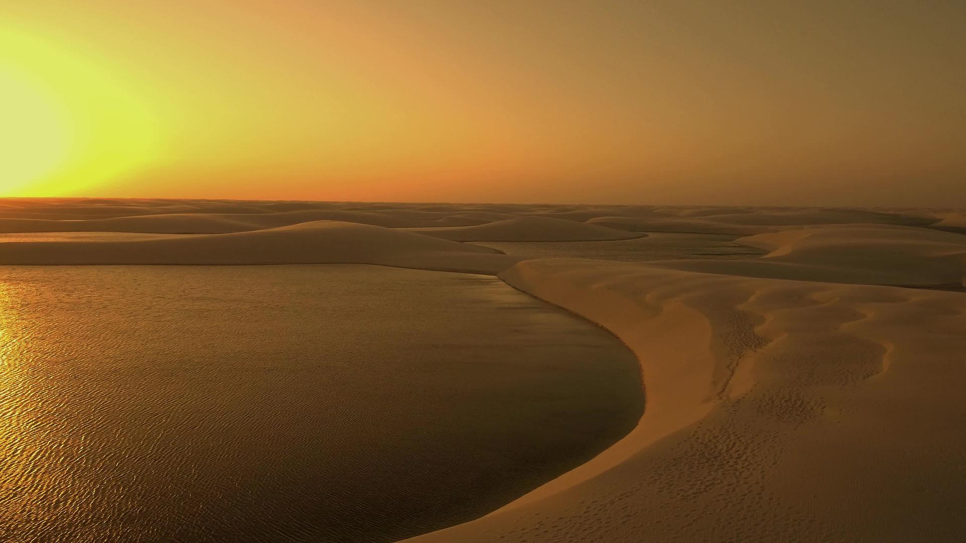 日落沙漠延时视频的预览图