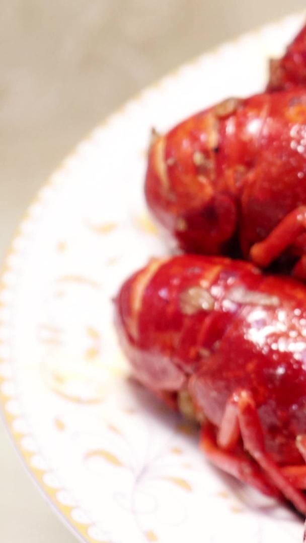 美食小龙虾实拍素材素材视频的预览图