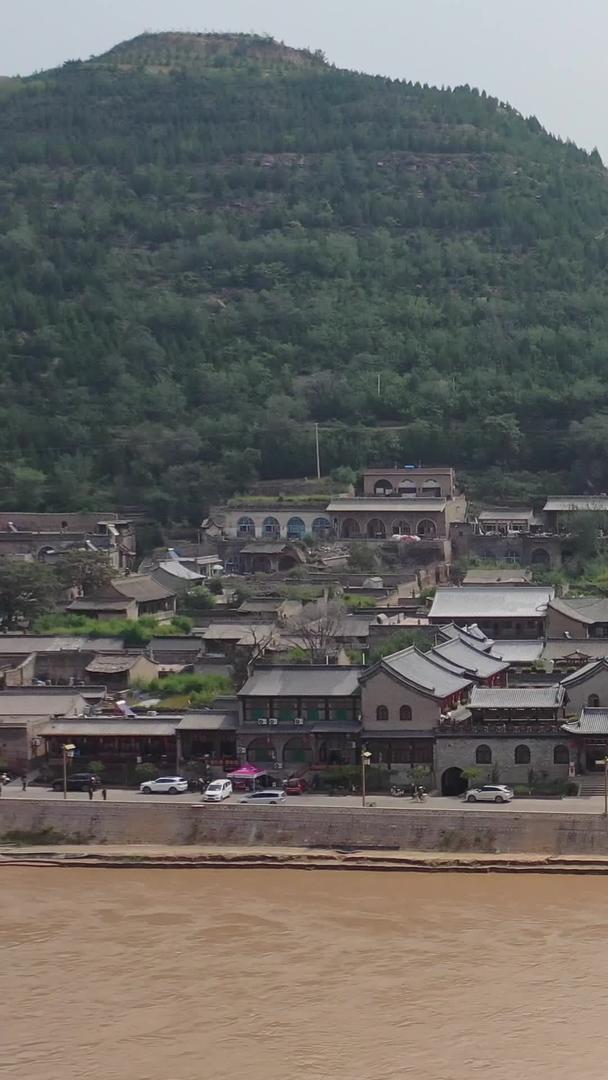 山西省黄河边的古镇古镇？视频的预览图