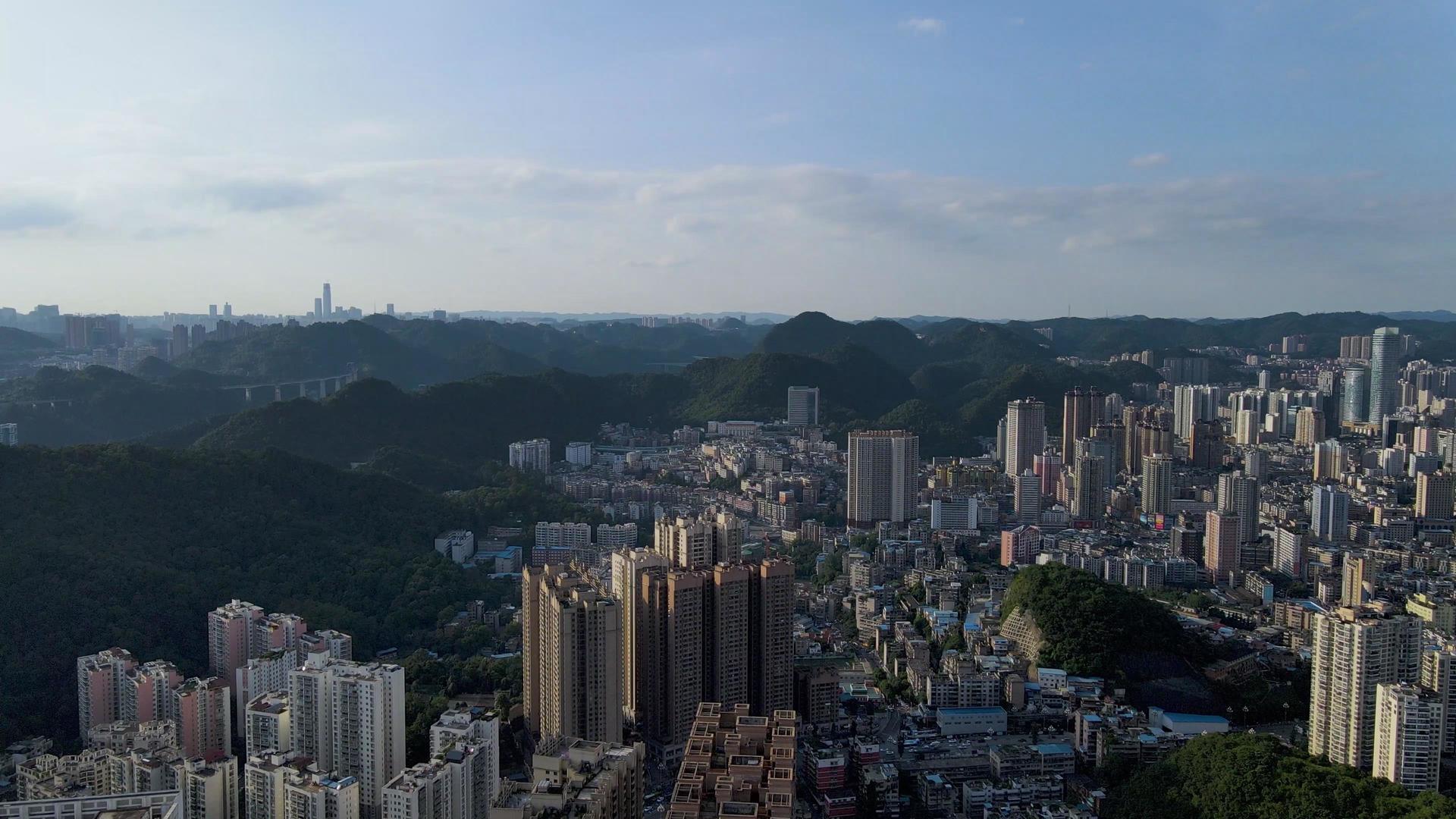 地质结构复杂的贵阳城区城市风光视频的预览图