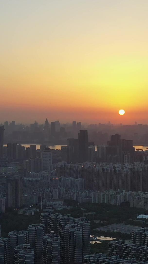 武汉城市风景城市日落航拍视频视频的预览图