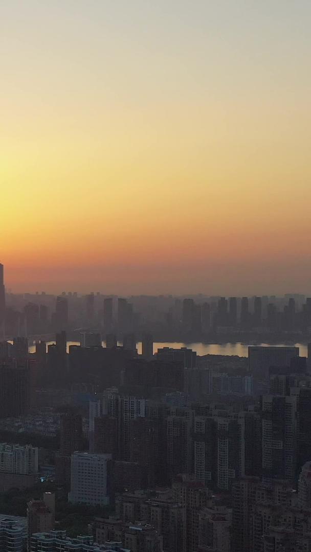 武汉城市风景城市日落航拍视频视频的预览图