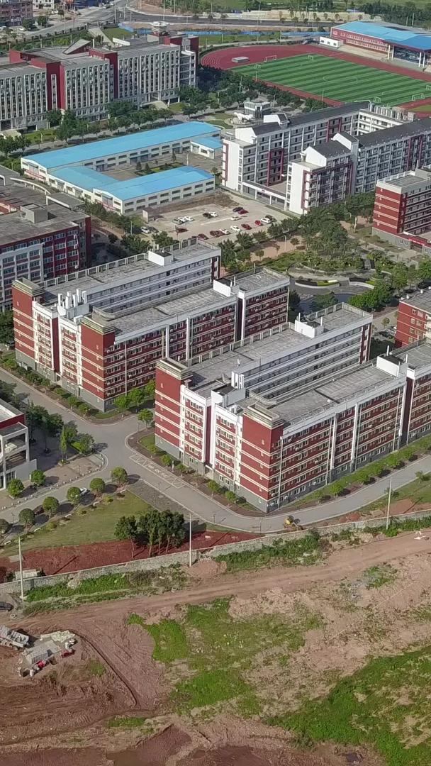 桂林航天学院高清航拍大学校园工地教育行业投入教育视频的预览图
