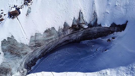 山上的冰川视频的预览图