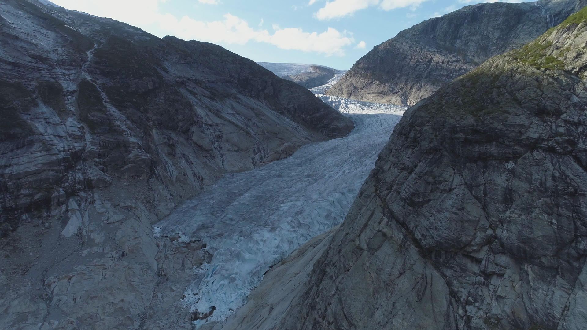 冰川诺韦的支流视频的预览图