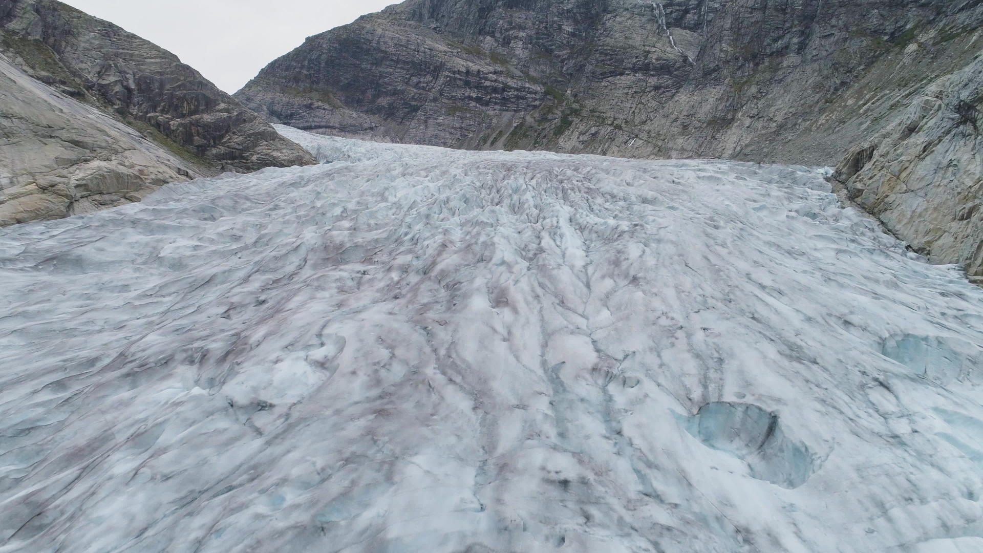欧洲最大的冰川视频的预览图