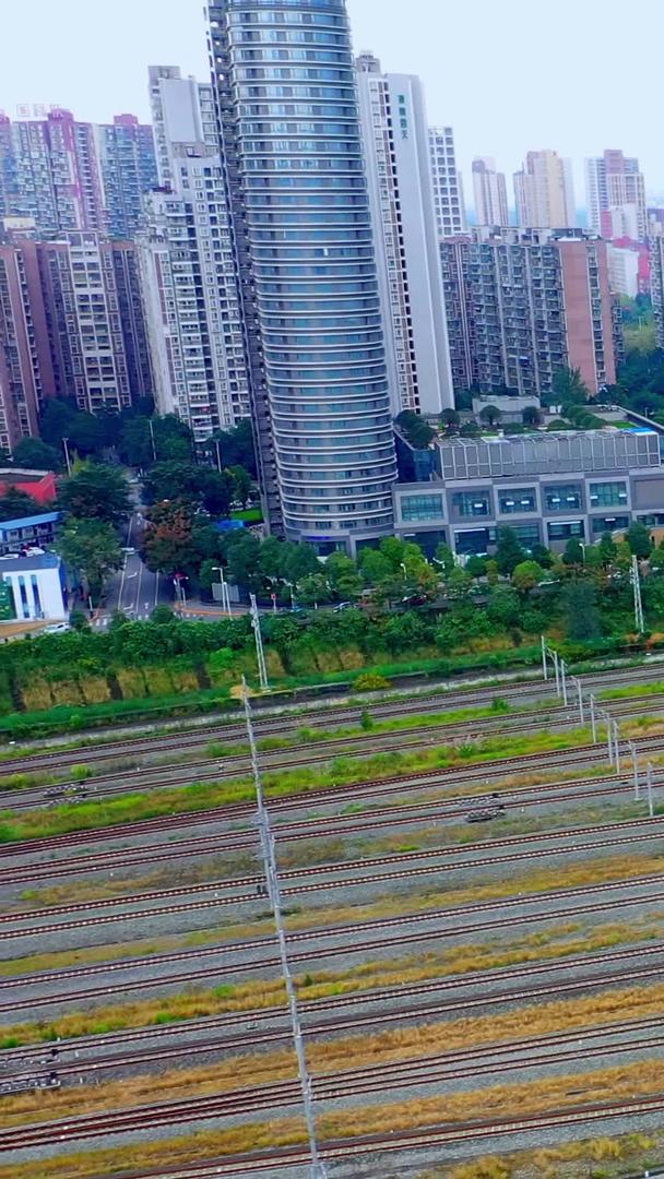成都东站高铁出站航拍视频素材视频的预览图