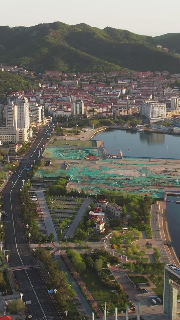 黄海滨城市威海城市风景航拍视频视频的预览图