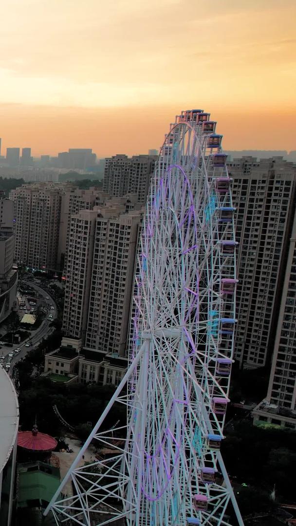 南京江北新区航拍地标弘阳广场视频的预览图