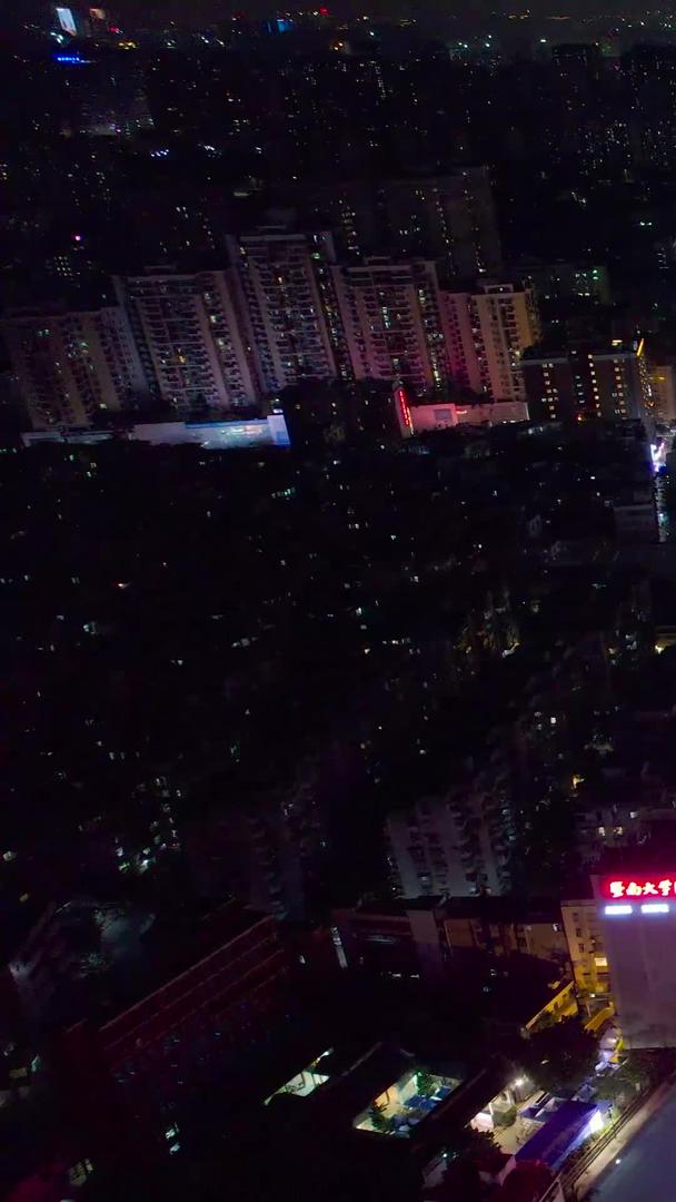 广东广州天河区黄埔大道夜景视频的预览图