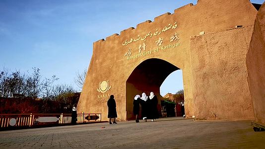 4K新疆5A景区喀什古城延时视频素材视频的预览图