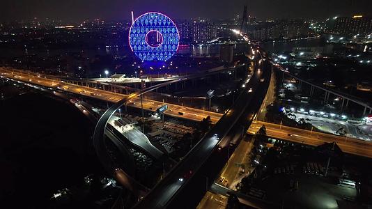 4K城市夜景航拍广州圆实拍视频视频的预览图