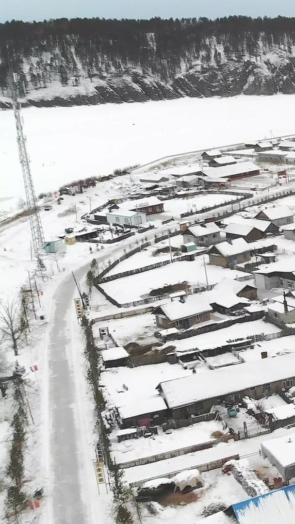 黑龙江下雪的村庄航拍视频的预览图