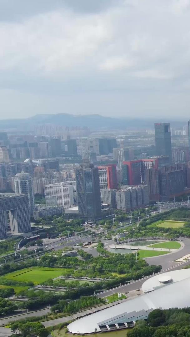 南京奥体中心航拍视频的预览图